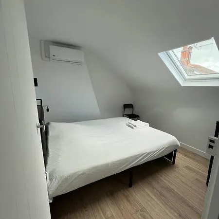 Montreal, Maison Petillante Et Accueillante *