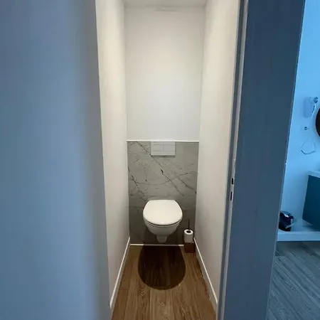 Montreal, Maison Petillante Et Accueillante *